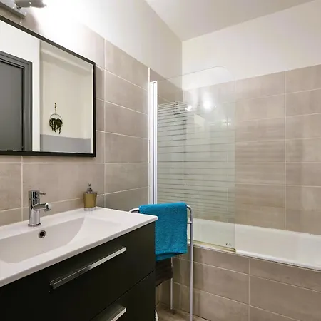 Confort ! Climatisation, Centre-ville, Parking, Terrasse, Wifi, Netflix Lejlighed Carcassonne