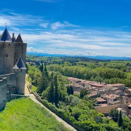 Confort ! Climatisation, Centre-ville, Parking, Terrasse, Wifi, Netflix شقة