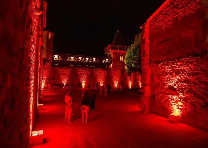 Confort ! Climatisation, Centre-ville, Parking, Terrasse, Wifi, Netflix Daire Carcassonne