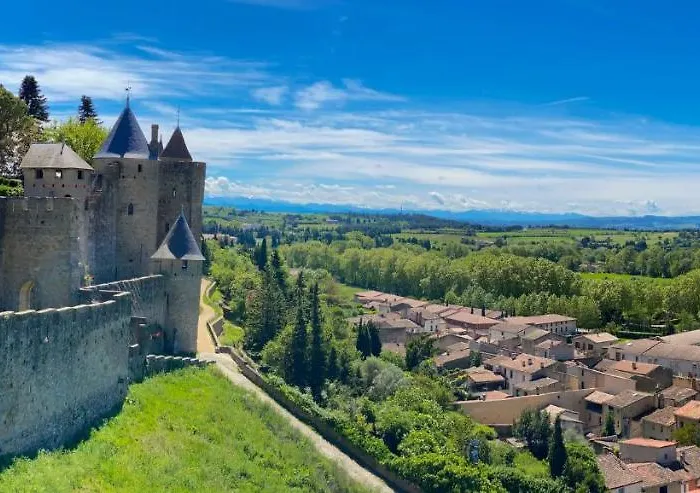 Confort ! Climatisation, Centre-ville, Parking, Terrasse, Wifi, Netflix Daire